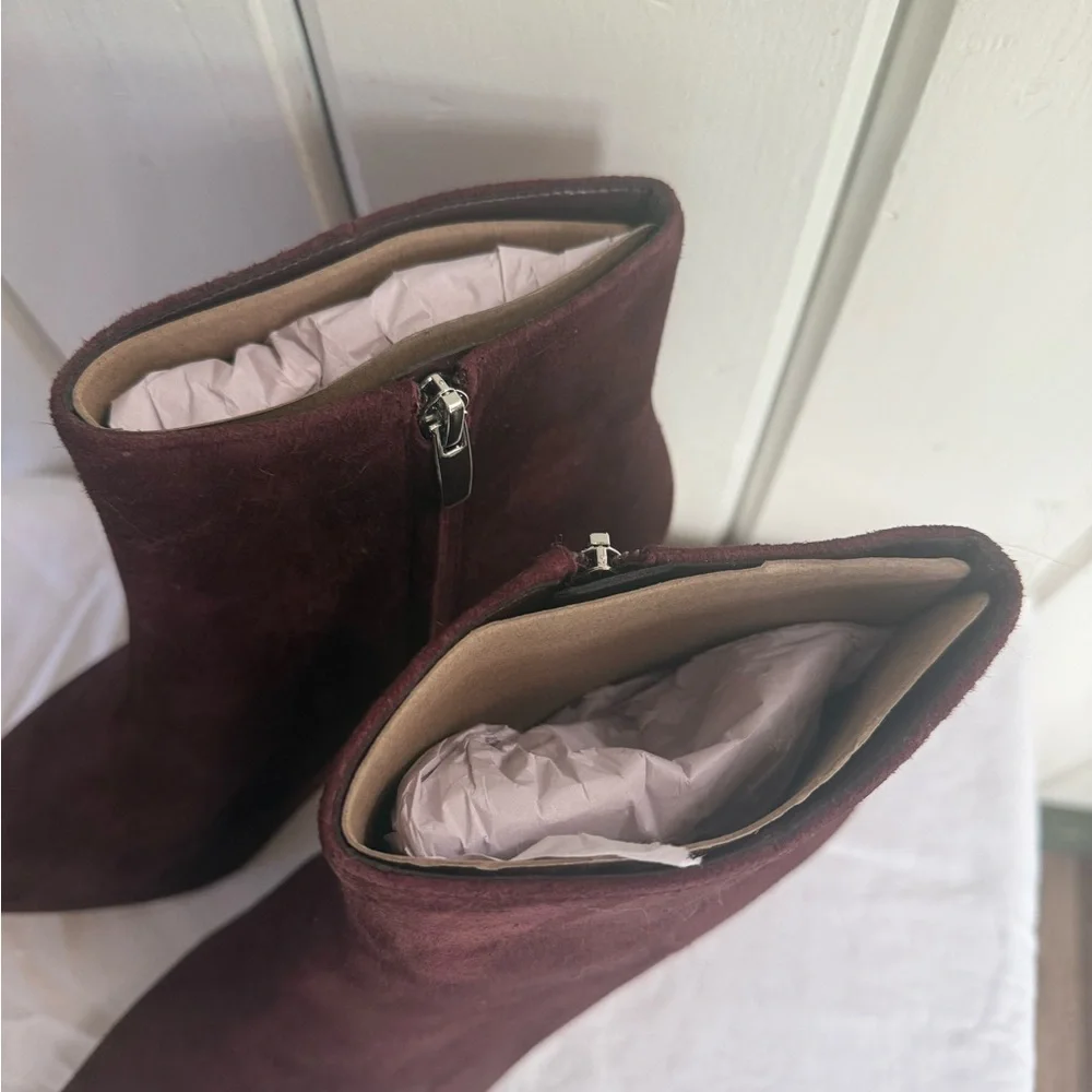Nine West brite kitten heel boots burgundy suede Ankle Boots